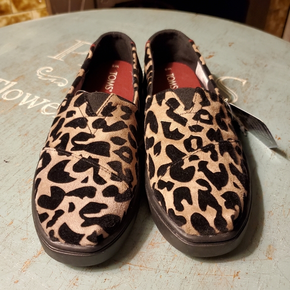 Toms Alpargata Cupsole Leopard Slip-On NEW, size 5 - Picture 5 of 10